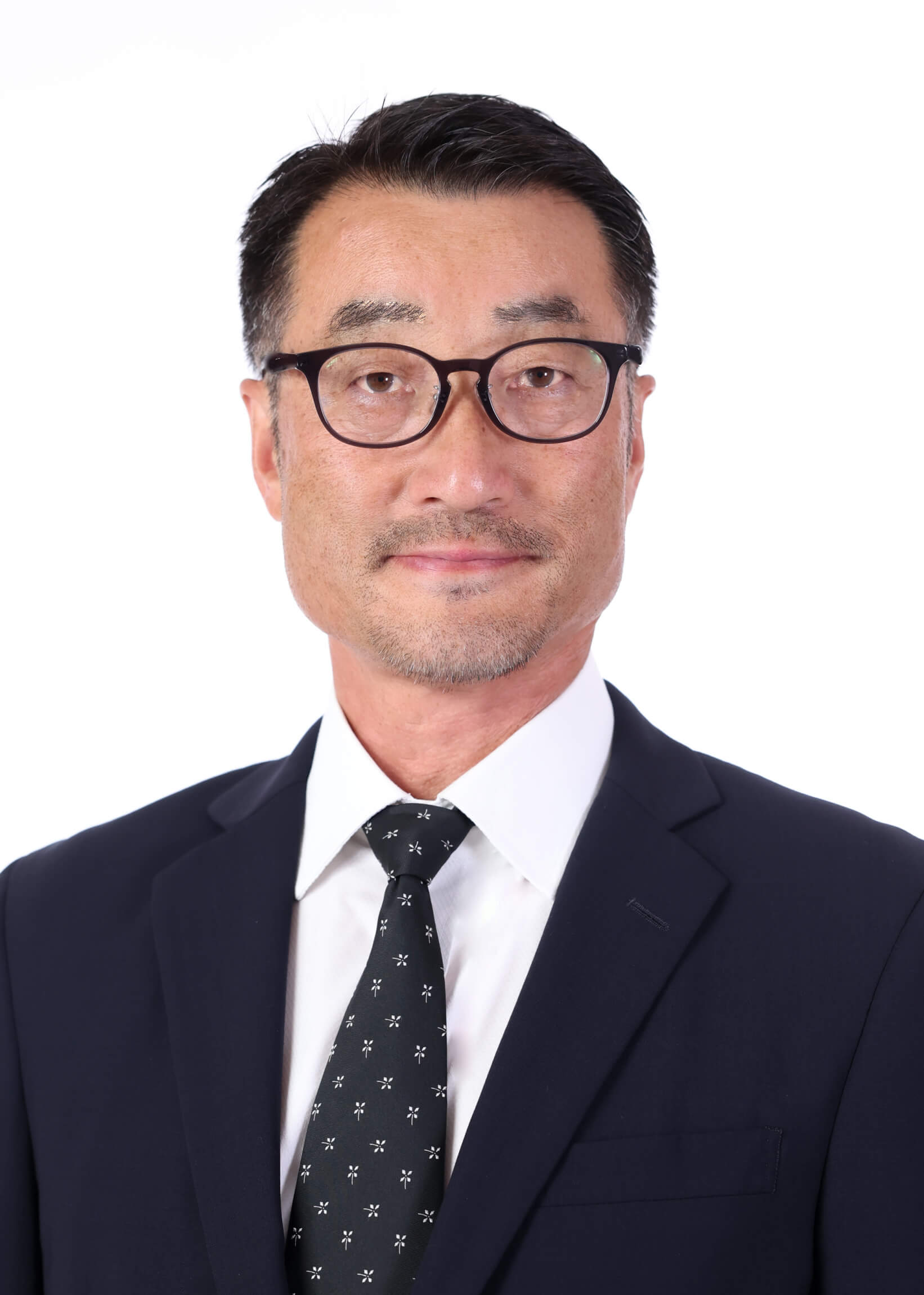 会長  越山　賢一